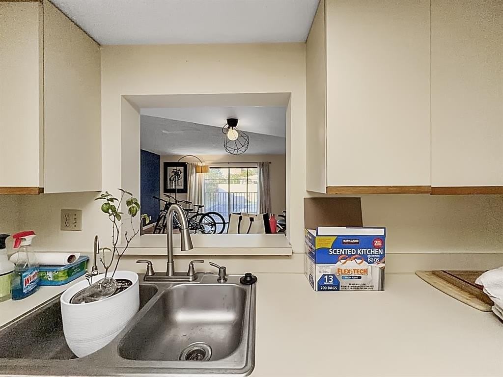 65 Deer Creek Rd #H206 - Photo 5 of 25