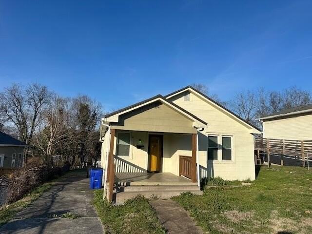 897 2nd St Ne - Photo 2 of 16