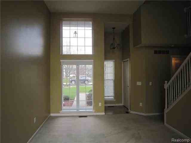 1069 Calpernia - Photo 5 of 15