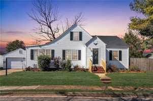 featured image of 1327 E Norcova Dr