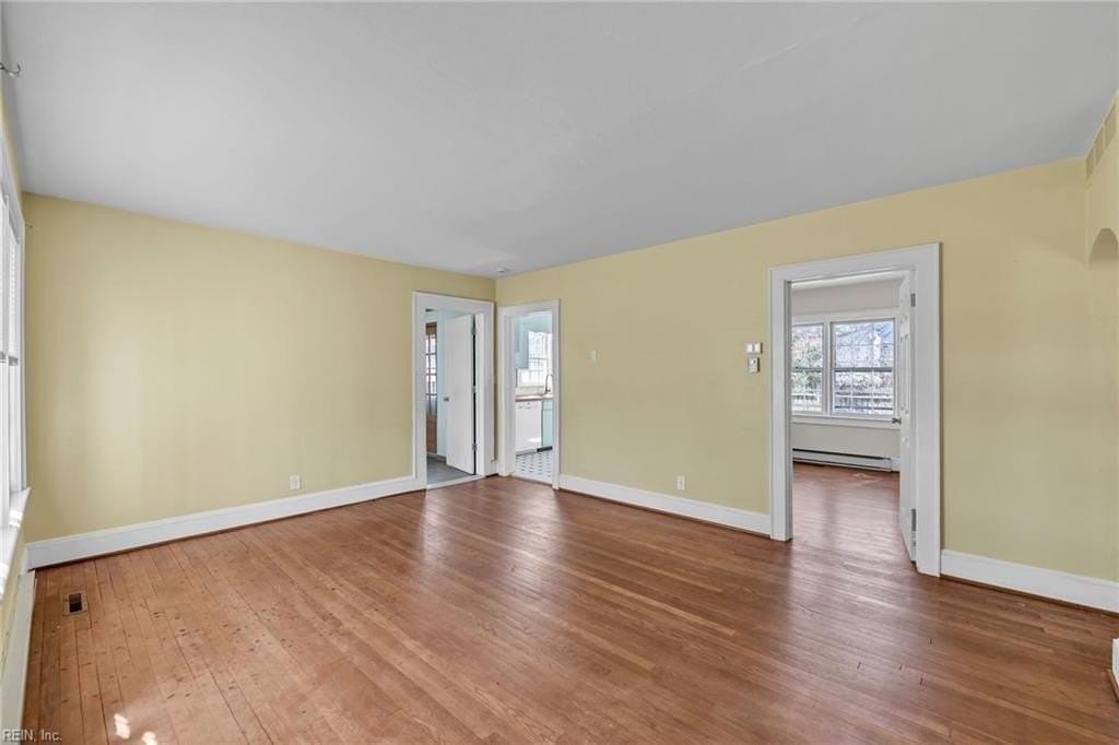 1327 E Norcova Dr - Photo 4 of 27