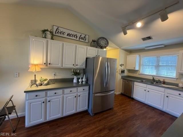 130 Dutchess Way - Photo 2 of 33