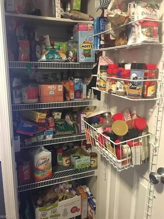 1532 Gallery Ave - Photo 4 of 11