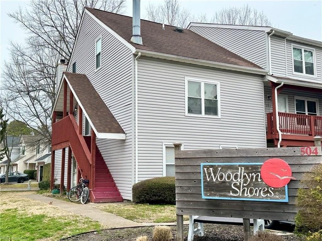 504 Barberton Dr #201