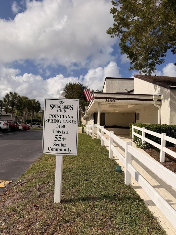 3146 Via Poinciana #301 - Photo 2 of 30