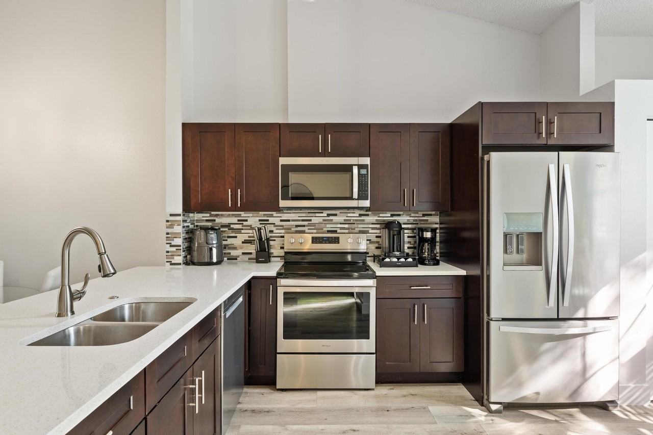 1903 Rosewood Way - Photo 7 of 33