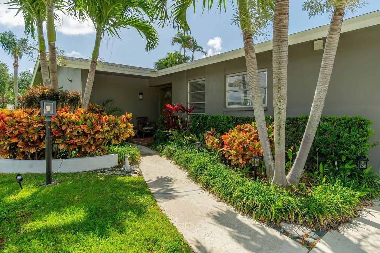 4370 Flax Ct - Photo 4 of 34