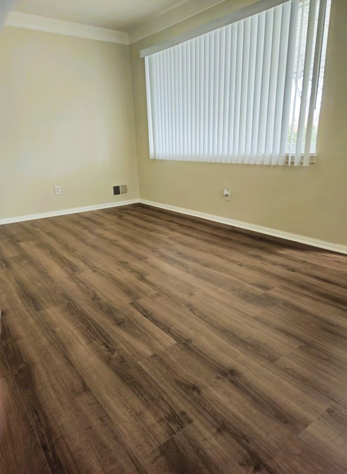 17637 Prospect St #1 - Photo 7 of 23