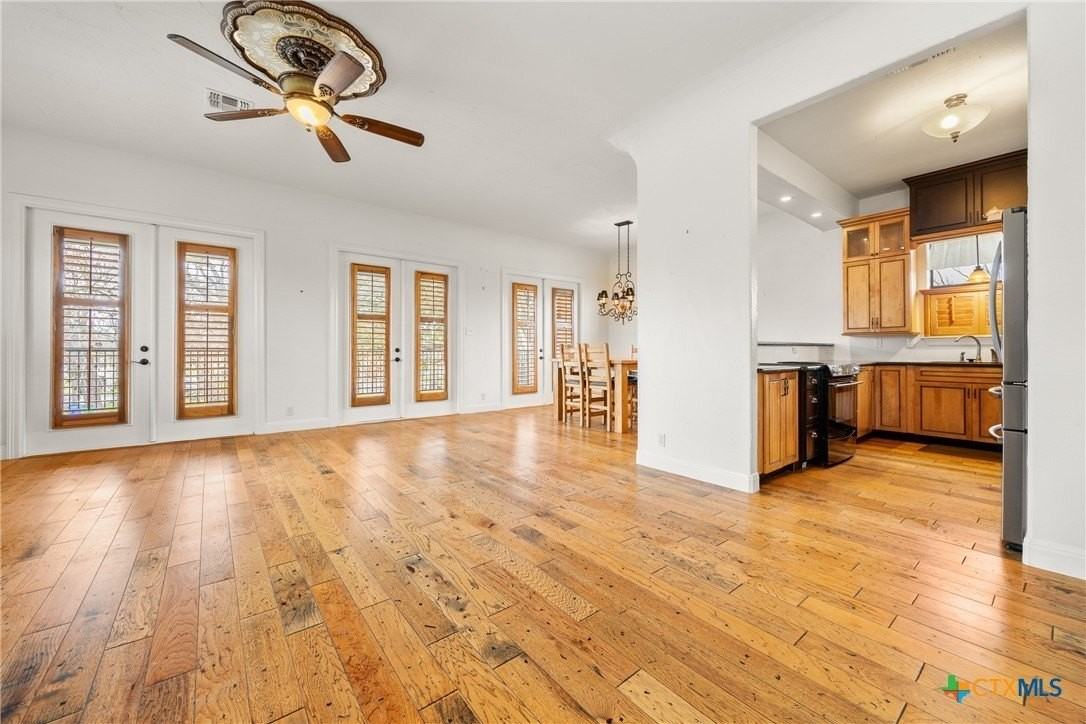 322 Lake Placid Dr - Photo 7 of 34