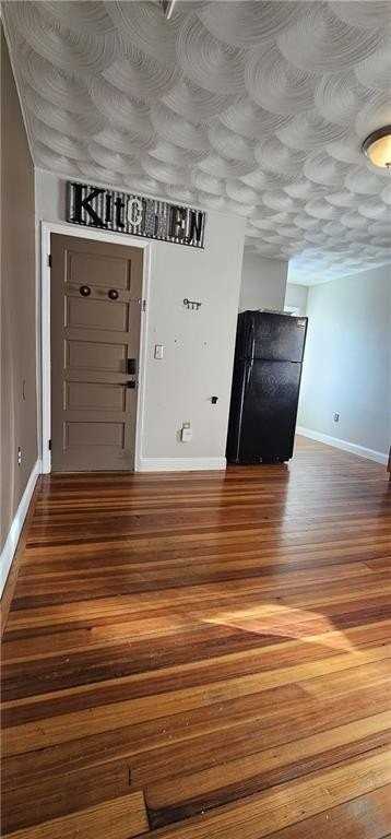 358 Weeden St - Photo 3 of 12