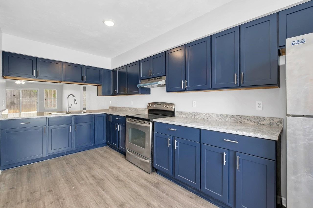 700B Liberty St Unit B - Photo 4 of 24