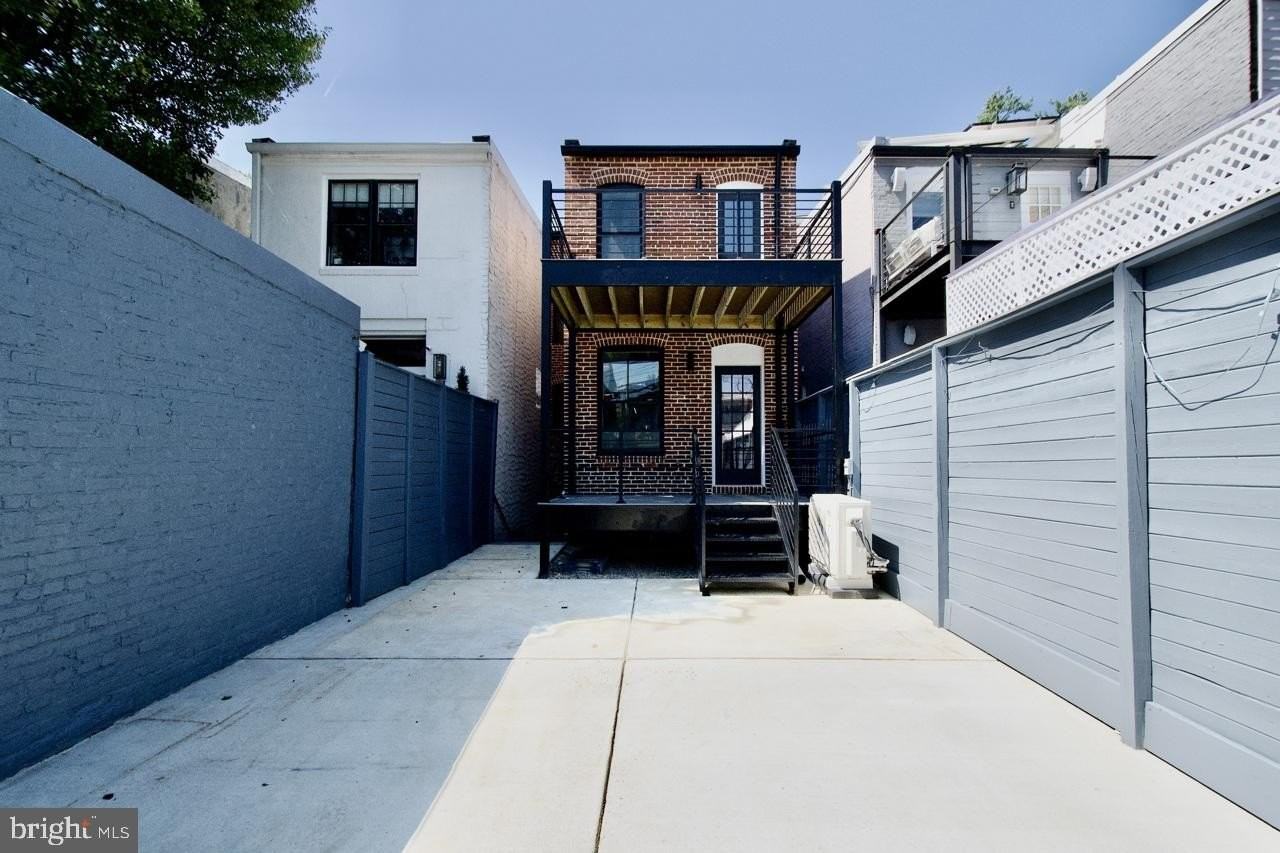 1623 Marion St Nw Unit B - Photo 6 of 22