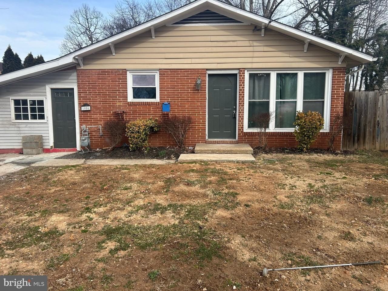 1006 Fairway Ave - Photo 2 of 16