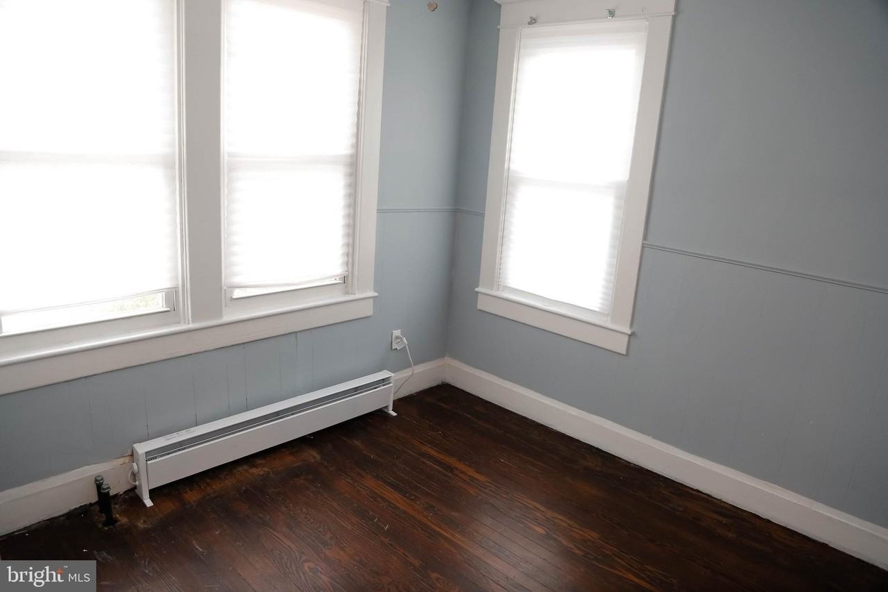 3021 Glenmore Ave - Photo 3 of 24