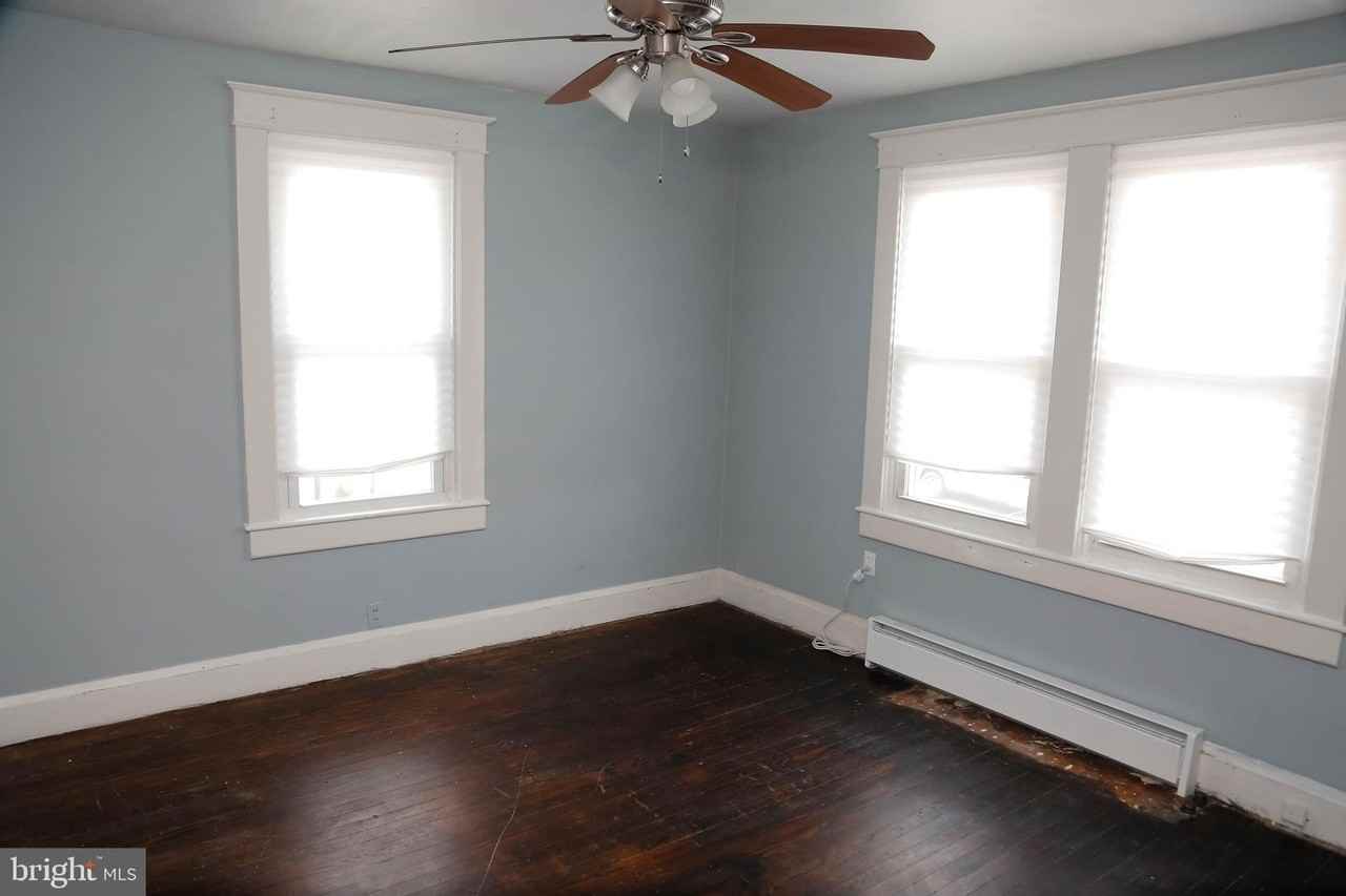 3021 Glenmore Ave - Photo 6 of 24