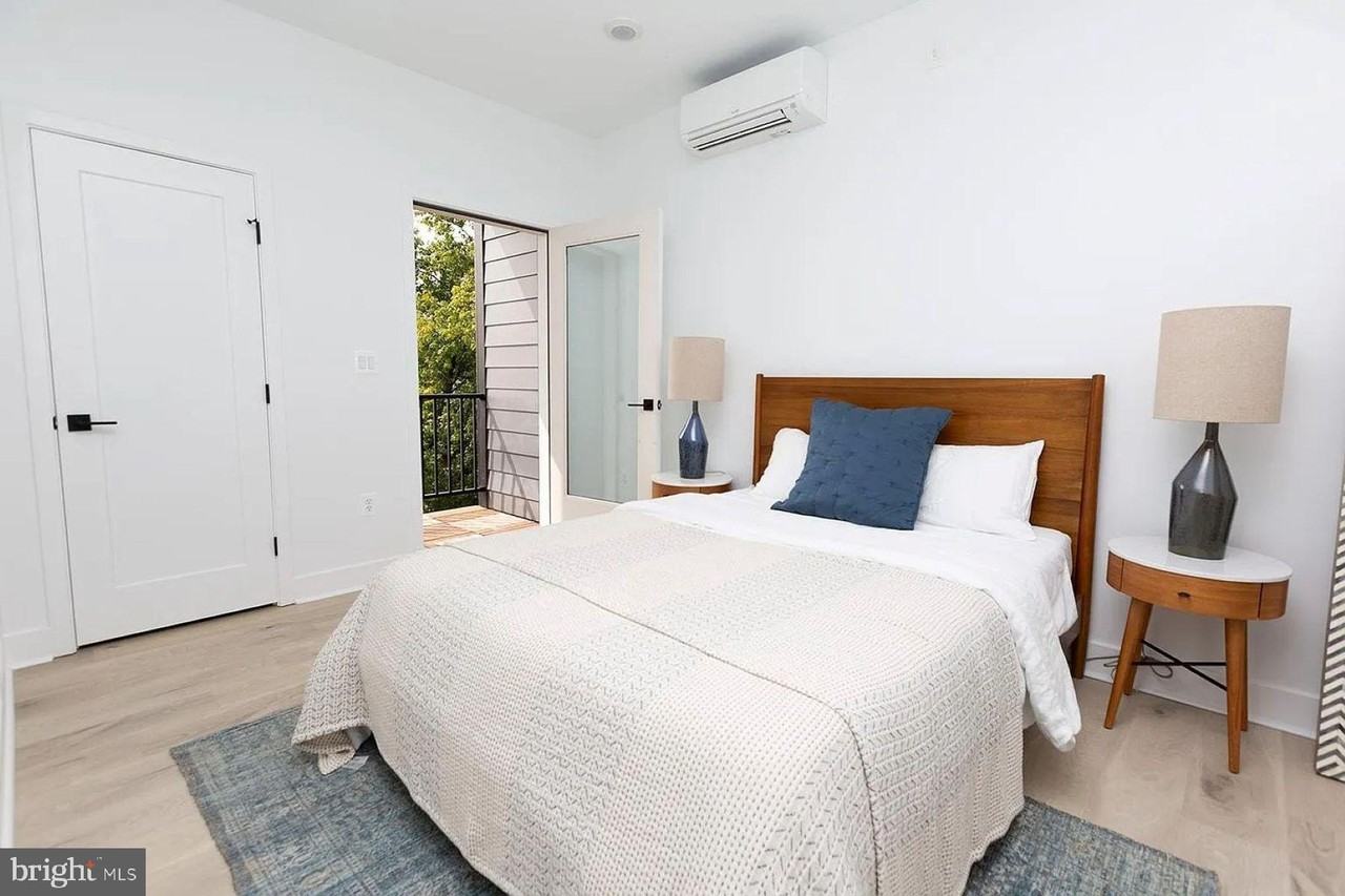 1617 Eastern Ave Apt 501 - Photo 6 of 13