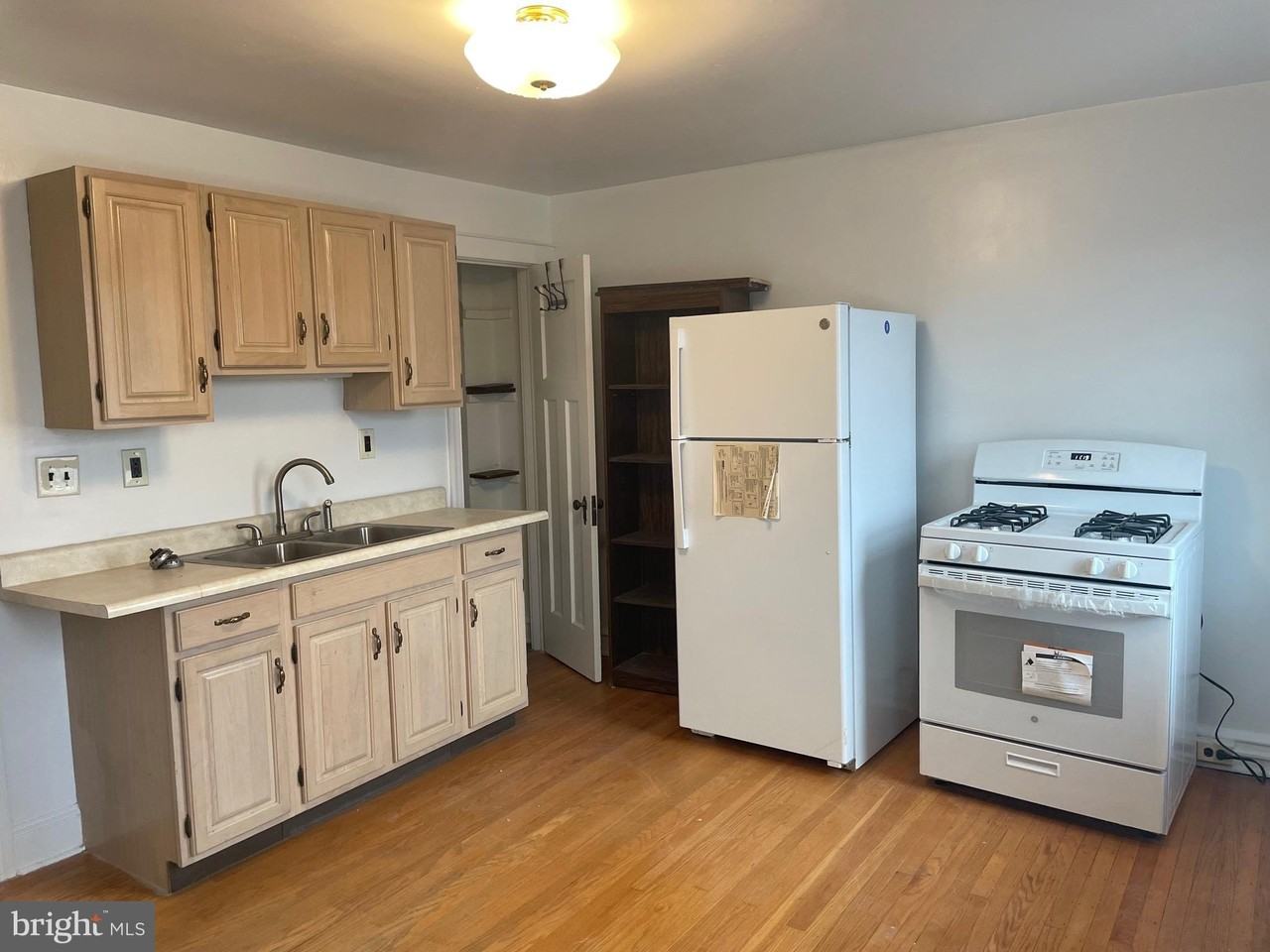 440 Elrino St Unit 2 - Photo 5 of 11