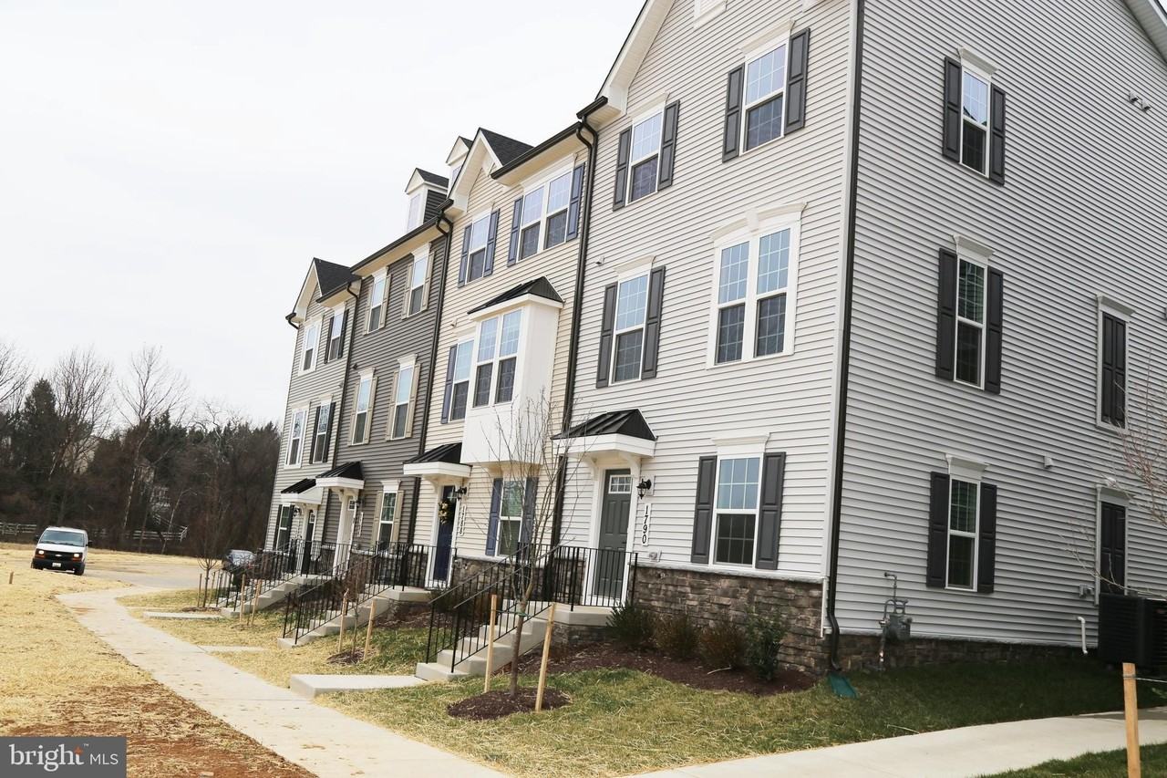 1790 Atlas Dr - Photo 3 of 38