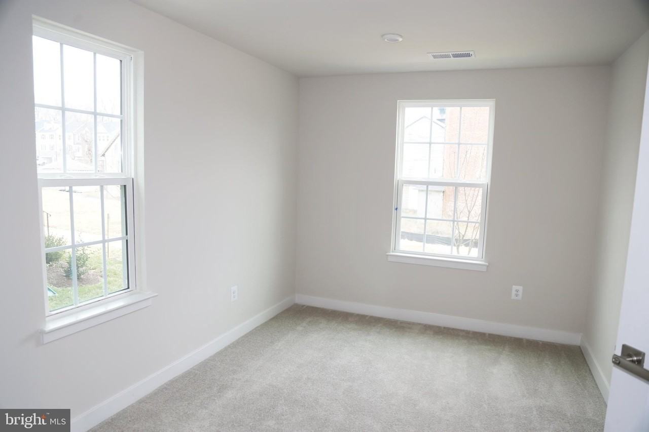 1790 Atlas Dr - Photo 7 of 38