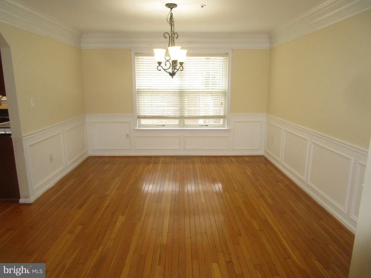 8711 Temple Hill Rd - Photo 4 of 20