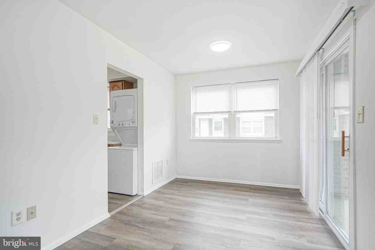 10--3 FLORENCE TOLLGATE Place - Photo 6 of 18