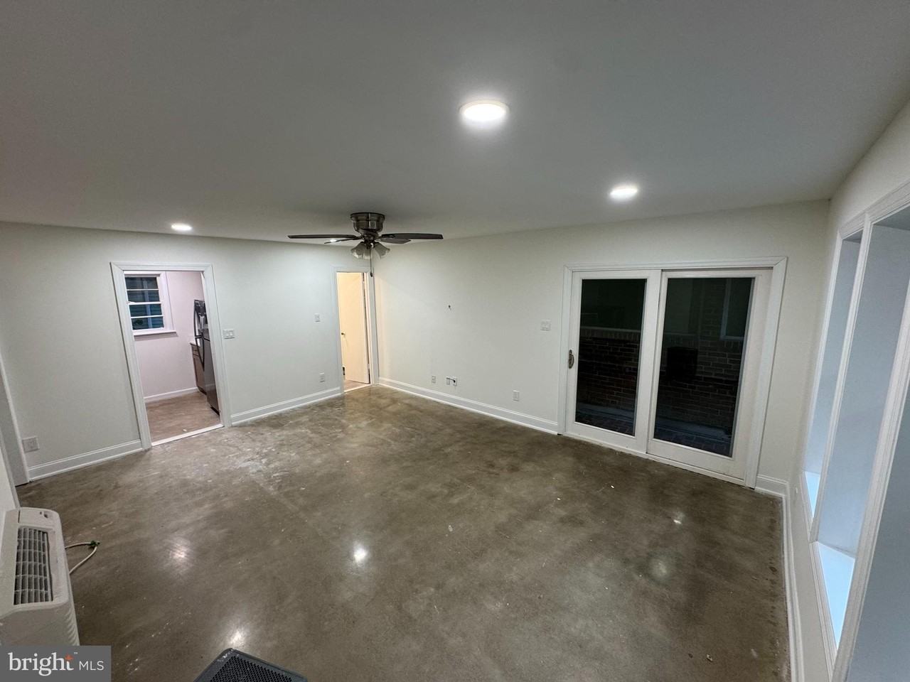 13201 Conrad Ct - Photo 2 of 6