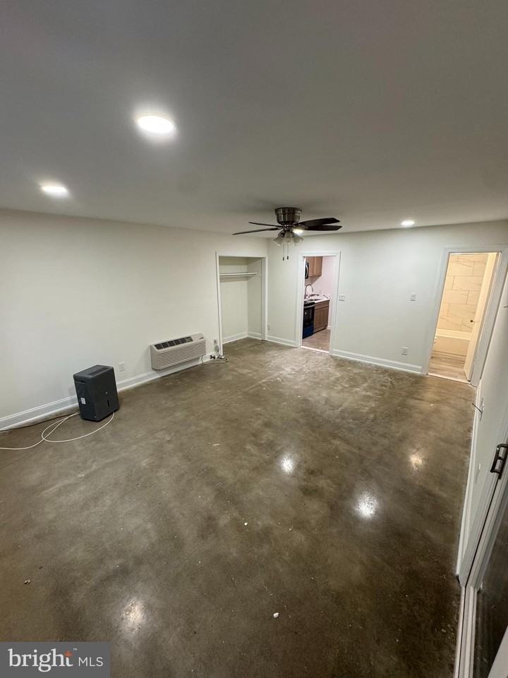 13201 Conrad Ct - Photo 4 of 6