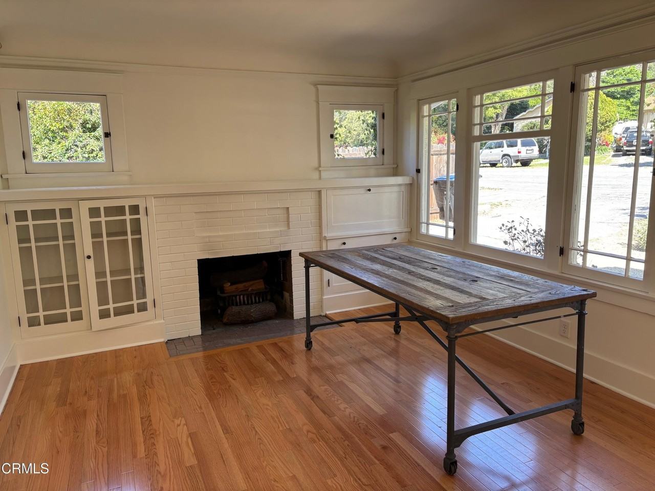 3128 Mills Ave - Photo 3 of 21