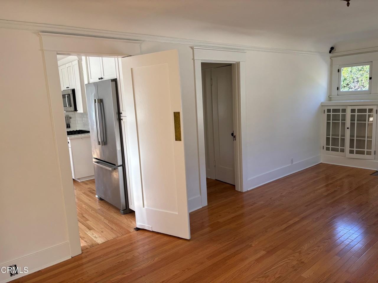 3128 Mills Ave - Photo 5 of 21