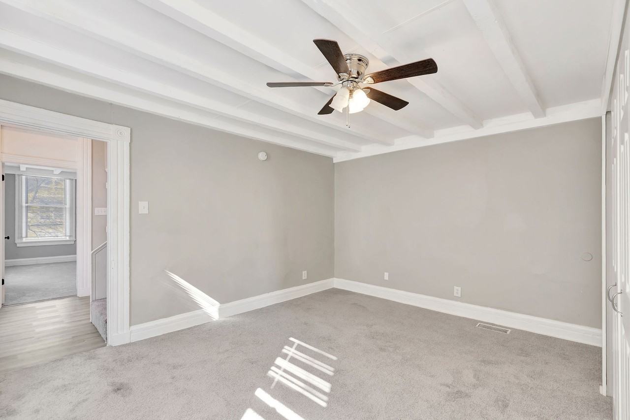 1410 Russell St #2 - Photo 3 of 34