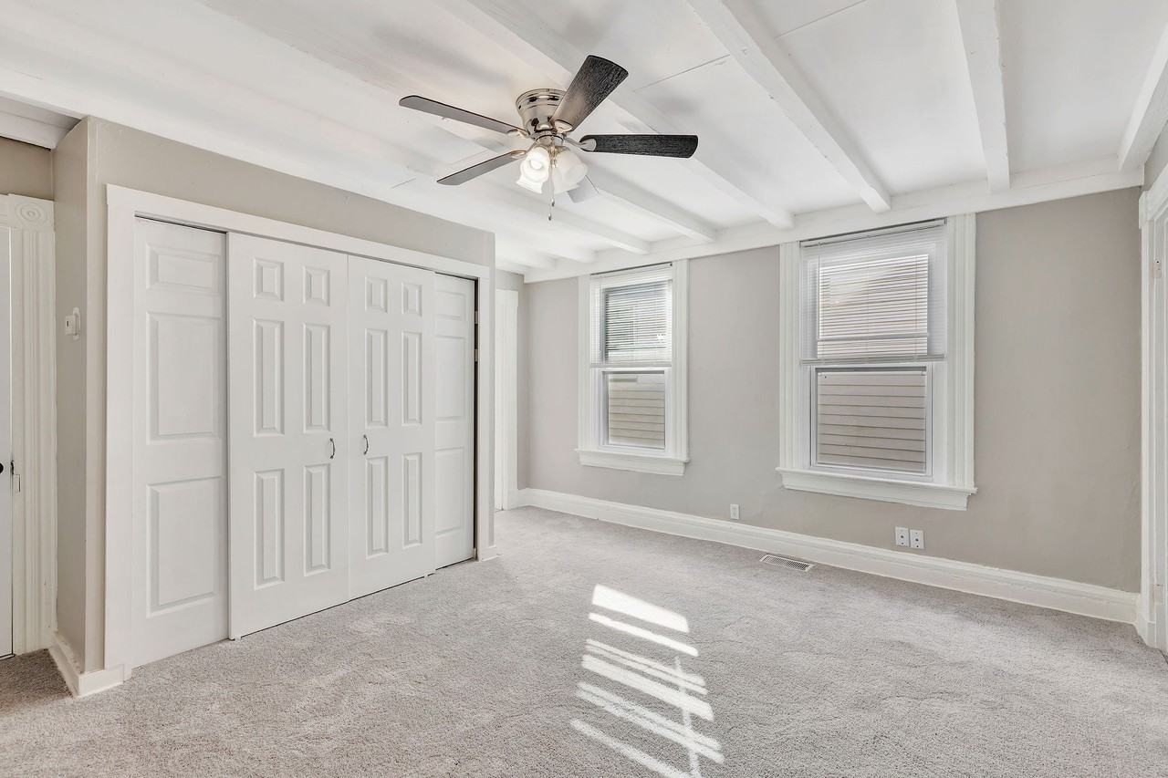 1410 Russell St #2 - Photo 4 of 34