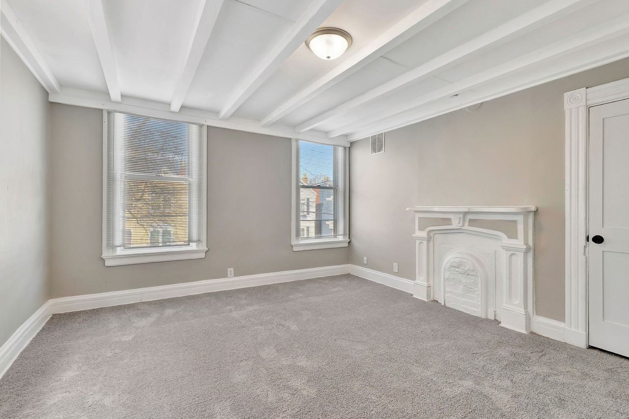 1410 Russell St #2 - Photo 6 of 34