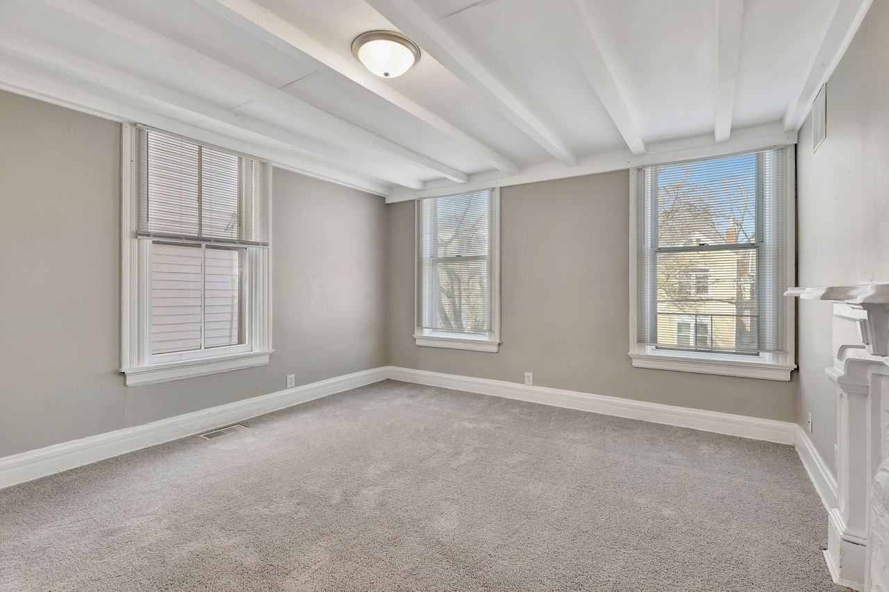 1410 Russell St #2 - Photo 7 of 34