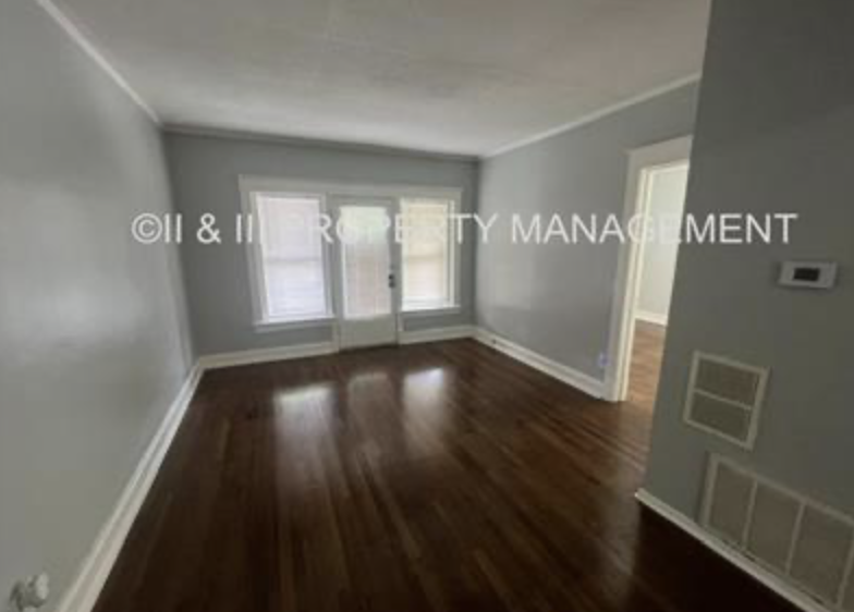 219 W 37th St #1 - Photo 6 of 9