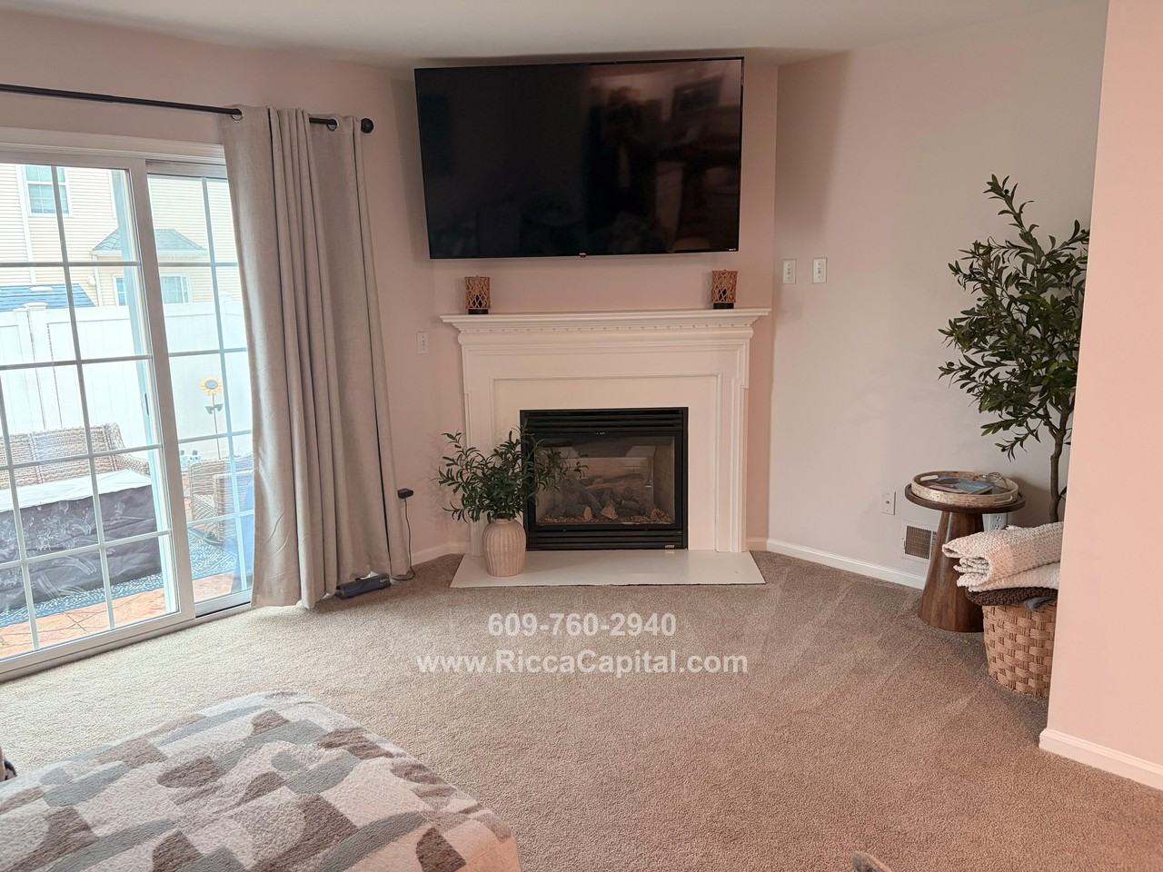 145 Yorktown Blvd #1 - Photo 5 of 19