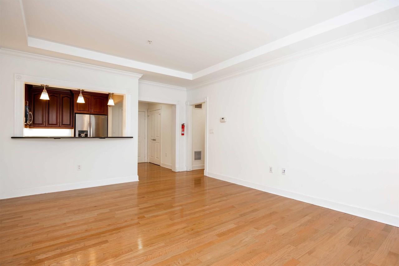 401 13th Street NE (DC) - Photo 6 of 19