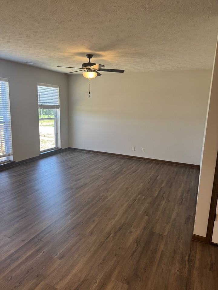 150 W Olson Ave #1 - Photo 3 of 22