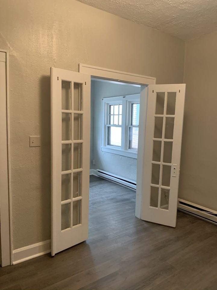 212 East 10th Street - Photo 2 of 10