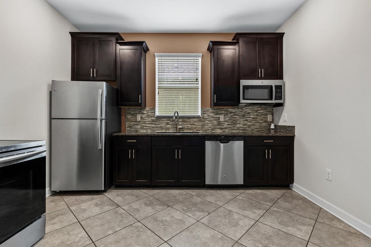 4569 Cortland Drive - Photo 5 of 20