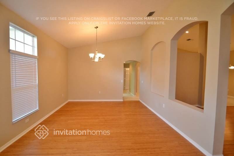 10226 Timberland Point Dr - Photo 4 of 17