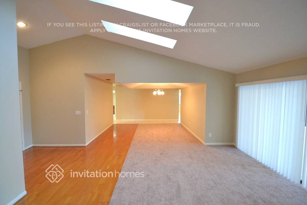 3214 Thackery Way - Photo 2 of 16