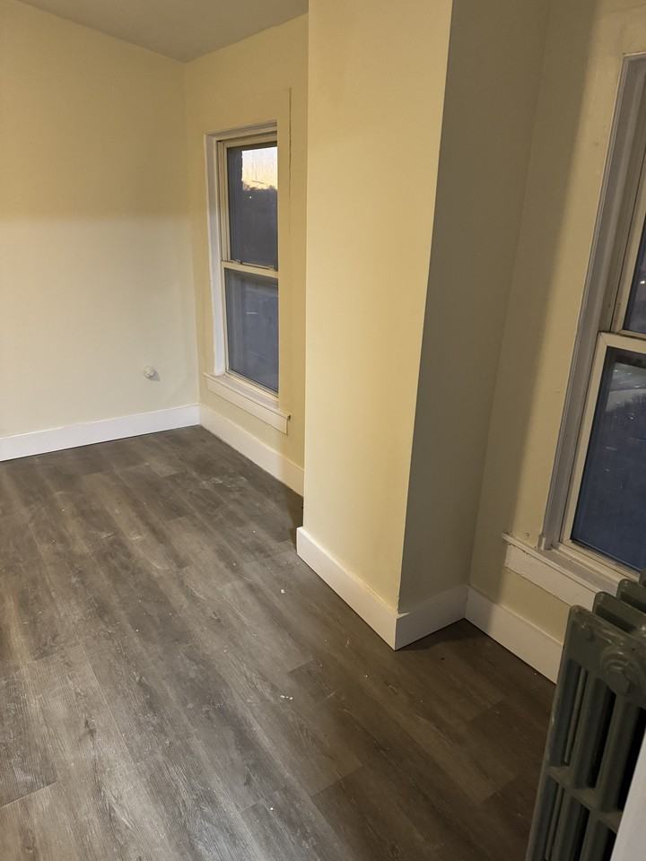 80 Buckingham Street - Photo 4 of 7