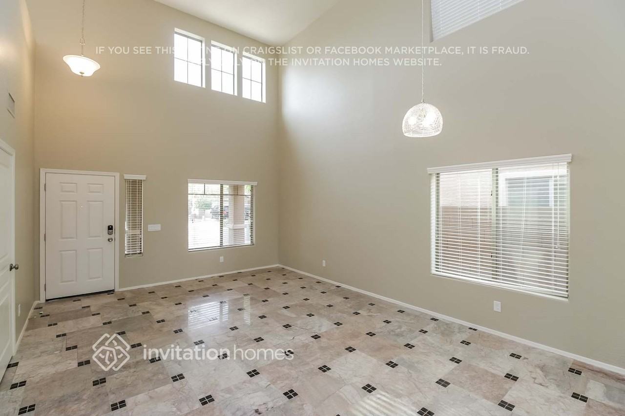 29117 N Yellow Bee Dr - Photo 3 of 16