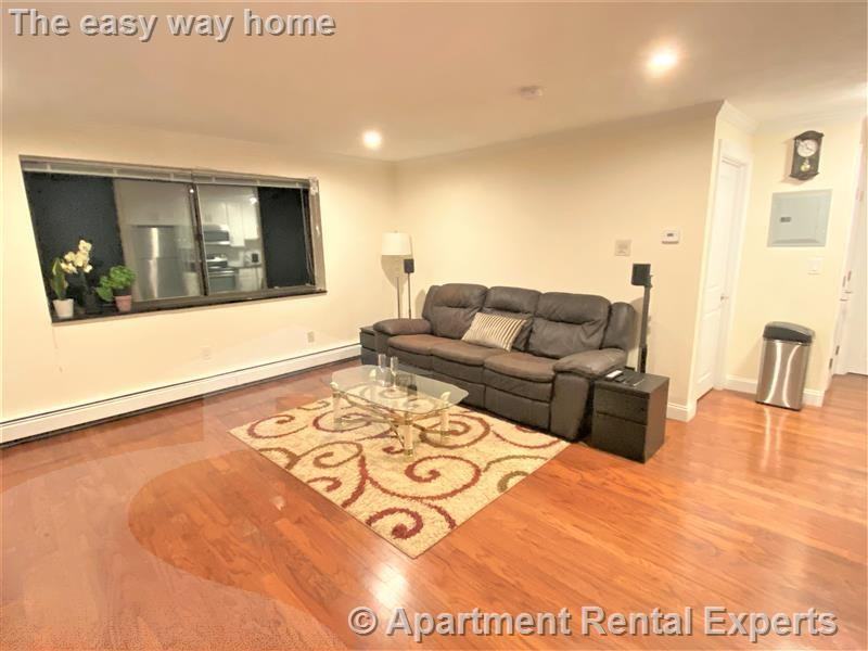 6 Blair Pl #5 - Photo 3 of 11