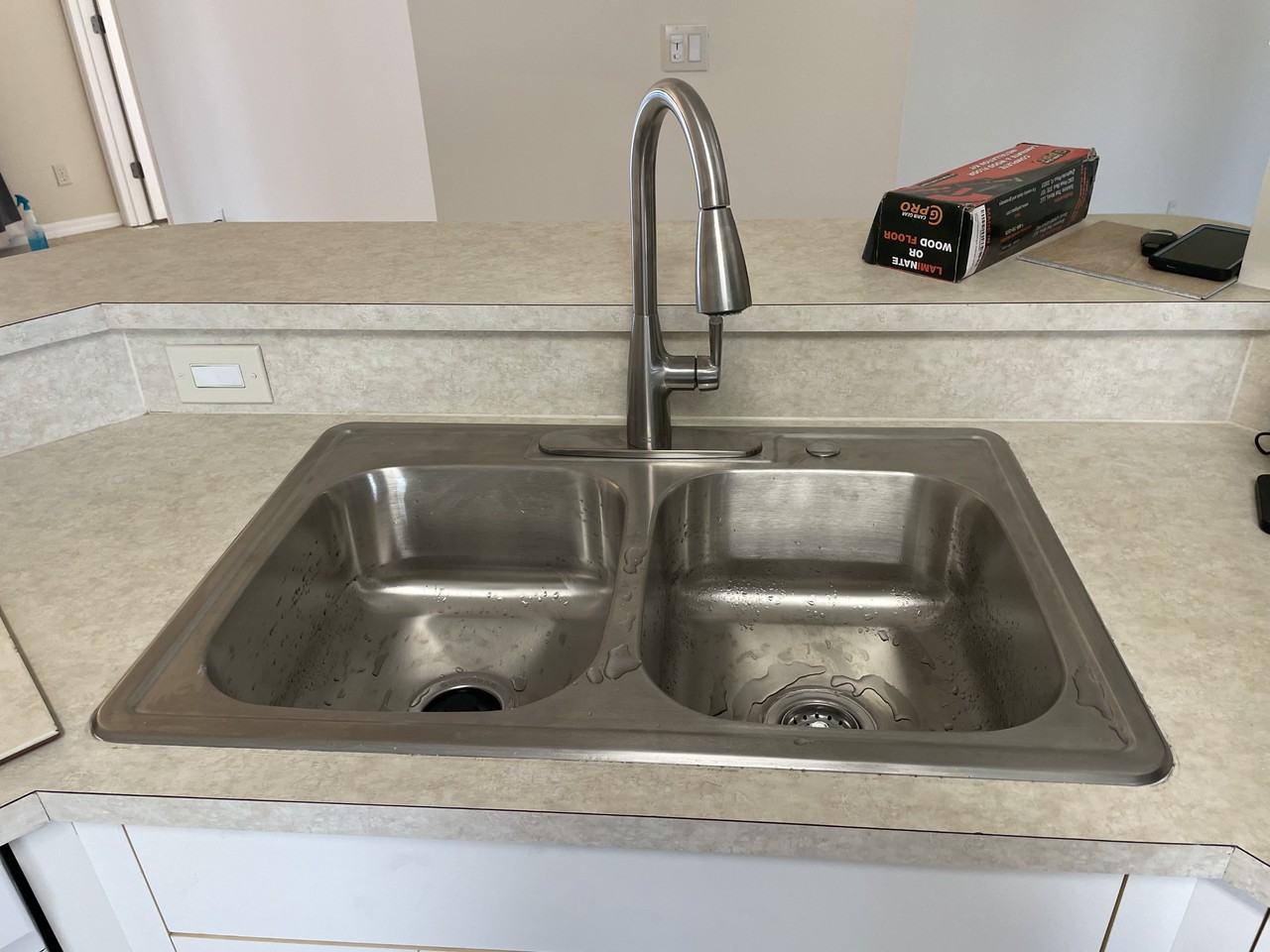 1895 Bayhill Dr - Photo 5 of 6