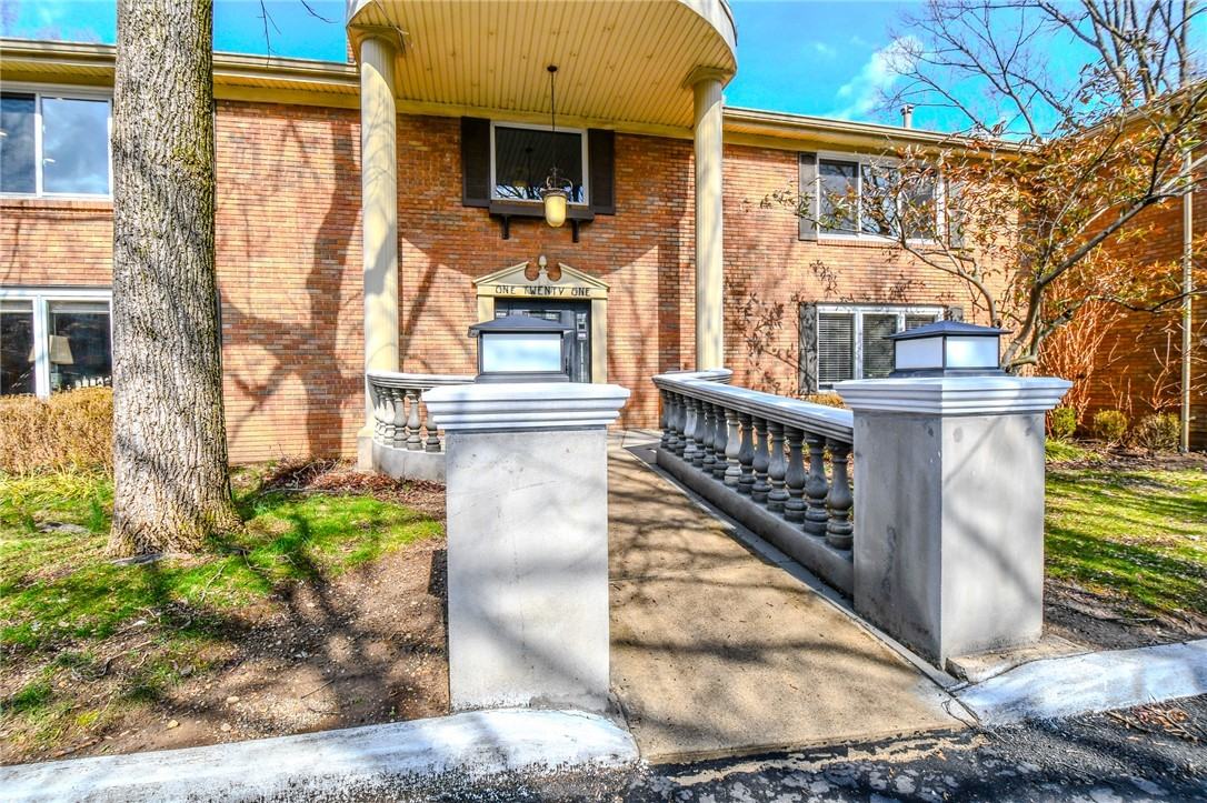 121 E Schantz Ave ##3 - Photo 5 of 39