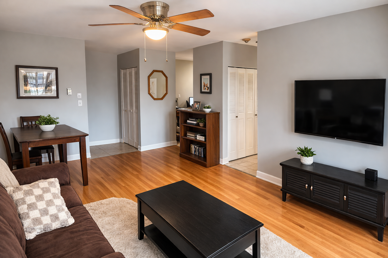 5202 Washington St #206 - Photo 2 of 10