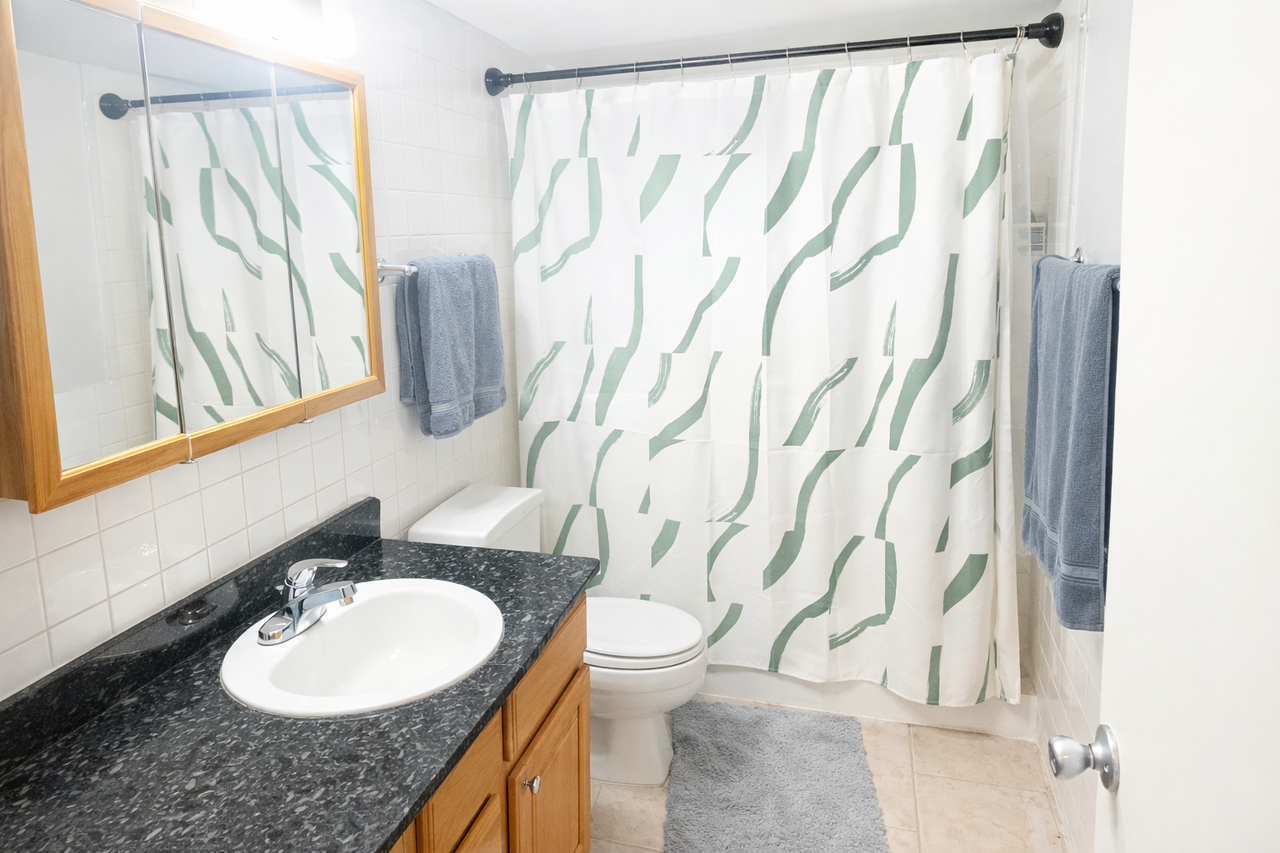 5202 Washington St #206 - Photo 6 of 10