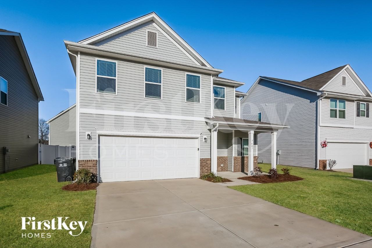 7607 Wallace Farm Ln - Photo 2 of 16