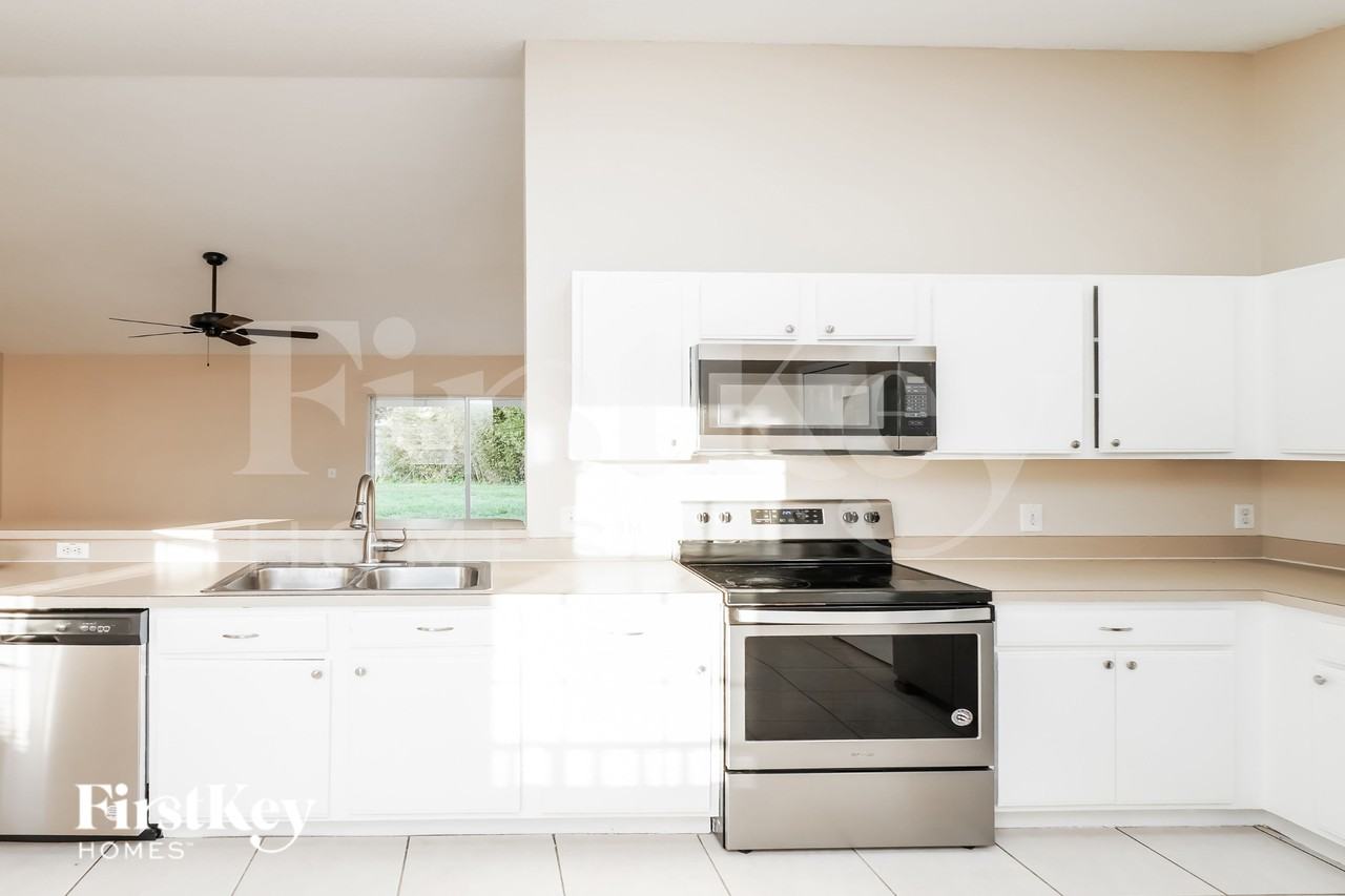 2418 Peace Cir - Photo 6 of 16